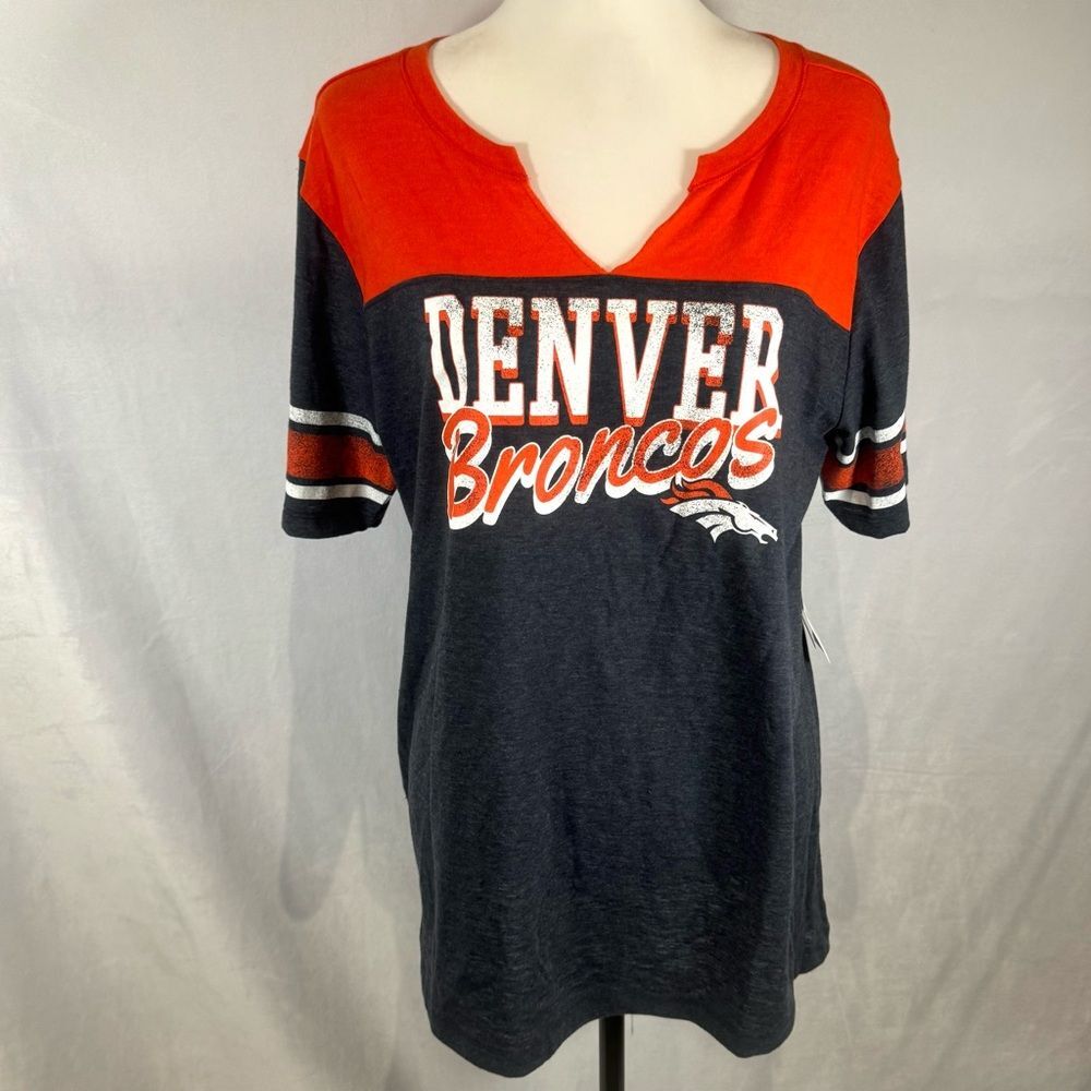 Denver Broncos NFL football ladies notched vneck tee size XL NWT